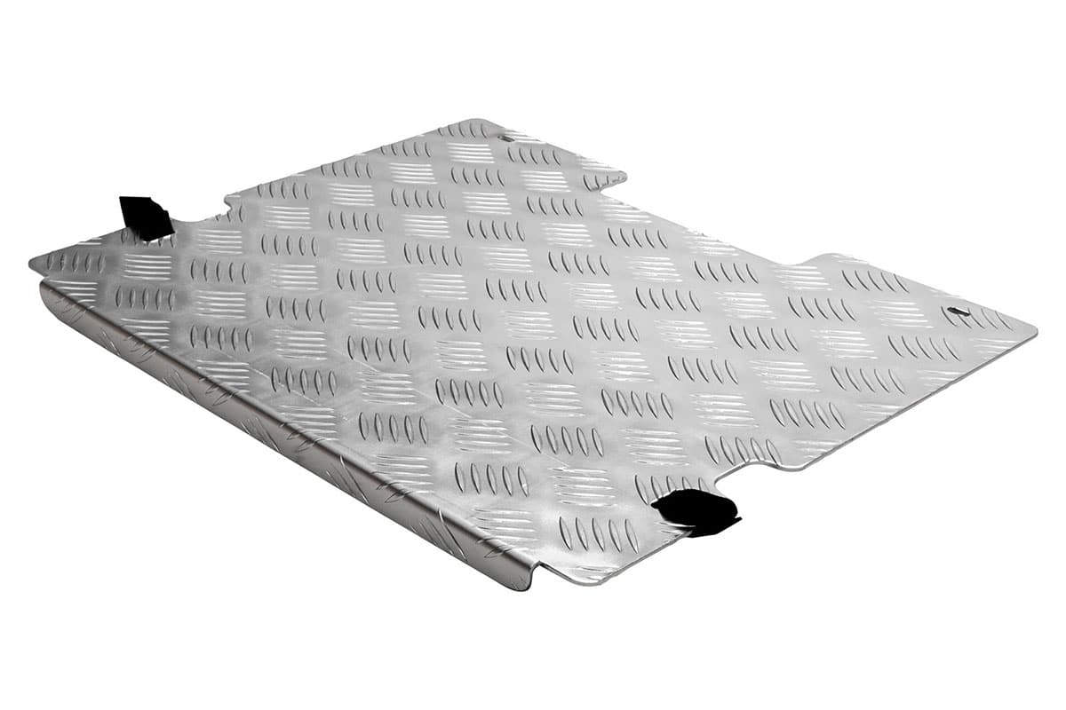 Ir Cargo Deck Backangle